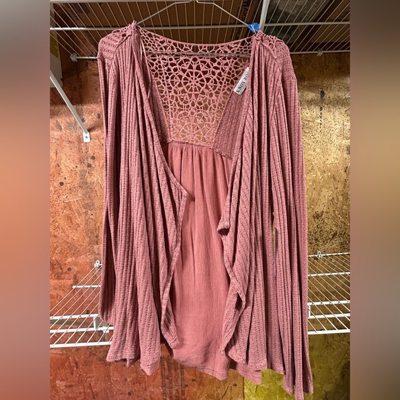 Pink Crochet Open Cardigan - Picture 1 of 3
